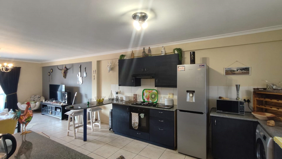 2 Bedroom Property for Sale in Hartenbos Central Western Cape